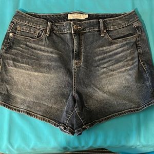 TORRID Denim Shorts Like New